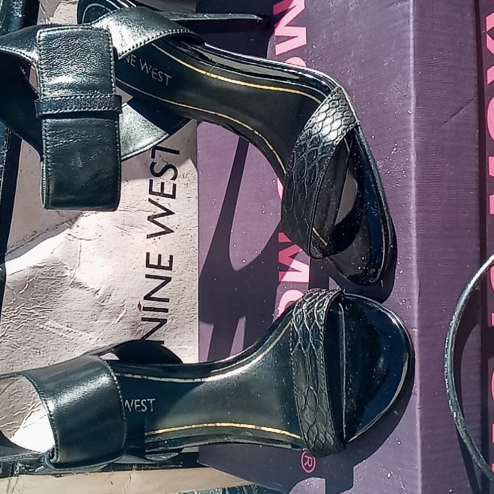 NEW Sexy Nine West  heels 6